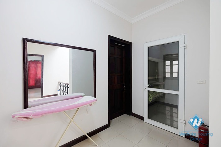 Bright 3-storey 180sqm Ciputra house is out for rent 